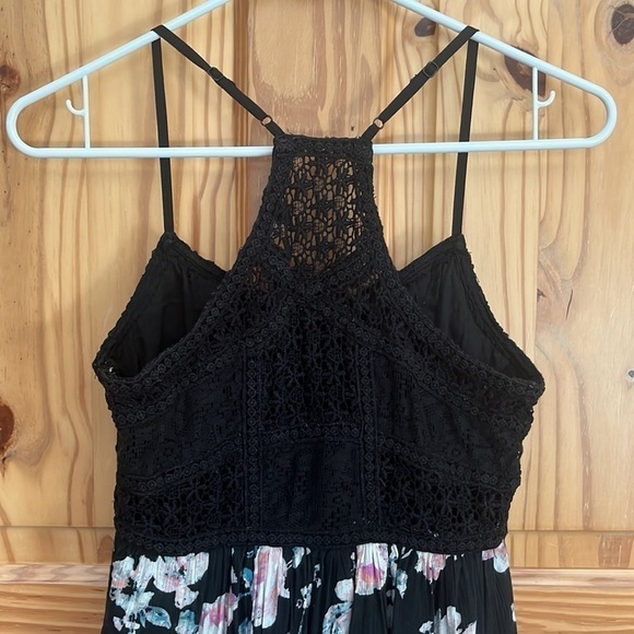 AMERICAN Eagle Outfitters Flowy Floral Dress - Picture 7 of 9